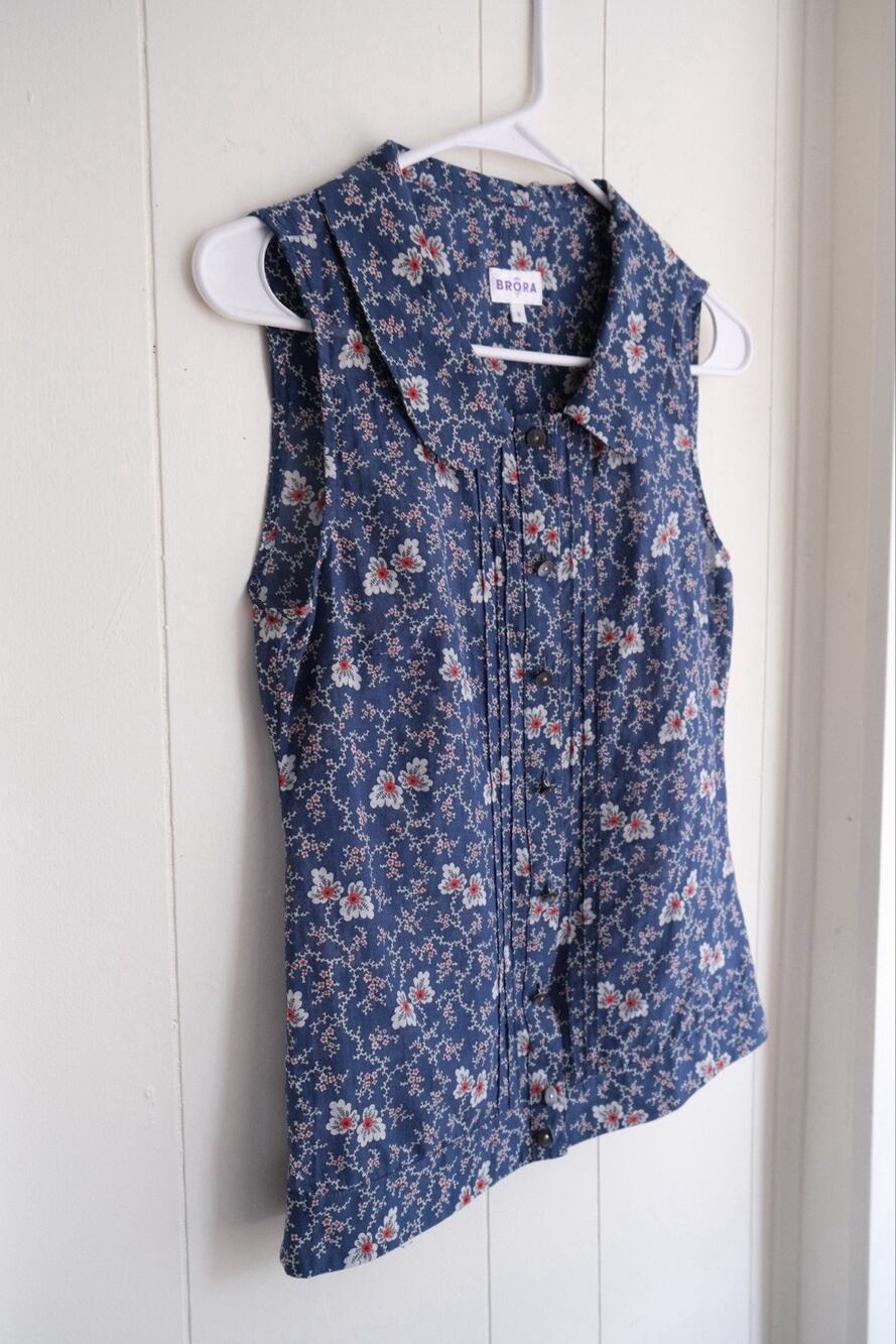Brora Liberty Floral Cotton Silk Sleeveless Tank UK 8 Button Up Peter Pan Collar